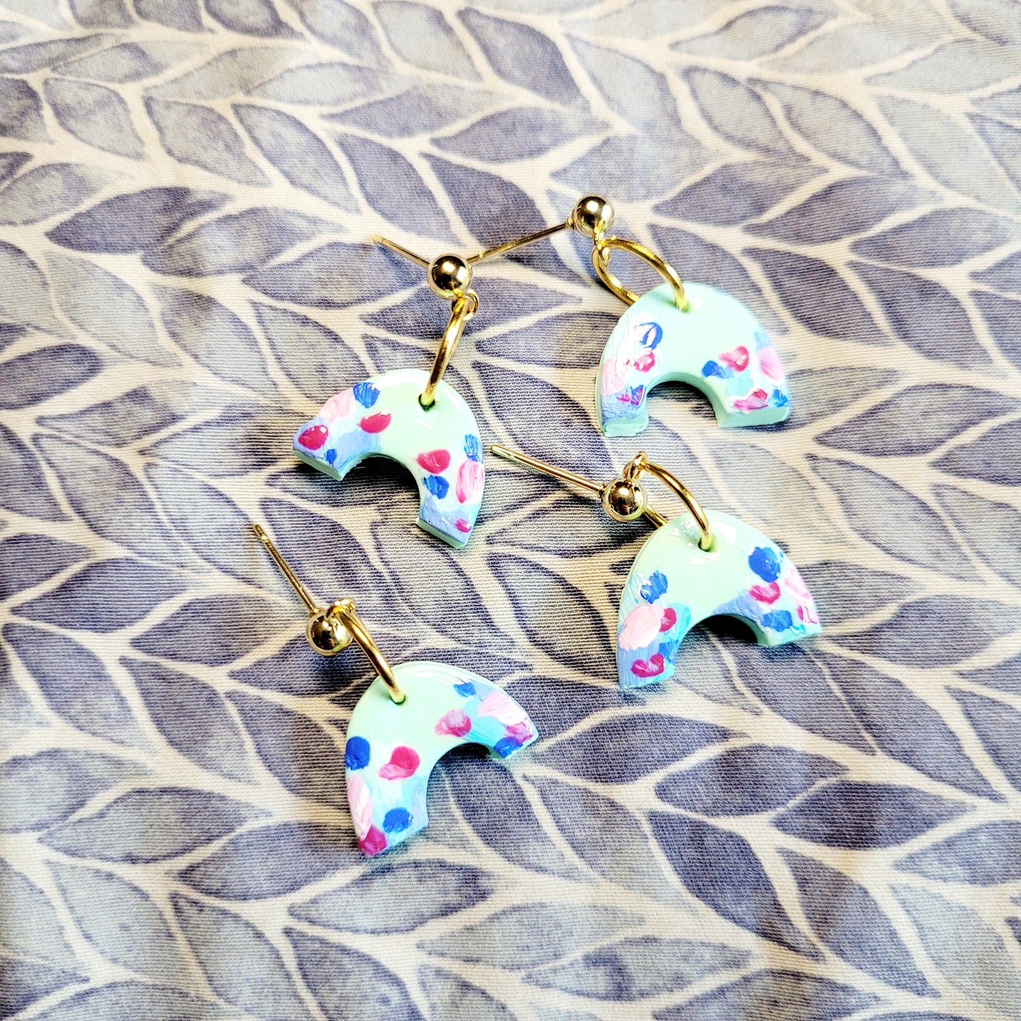 Terquise Wave Rainbow Dangling Earrings