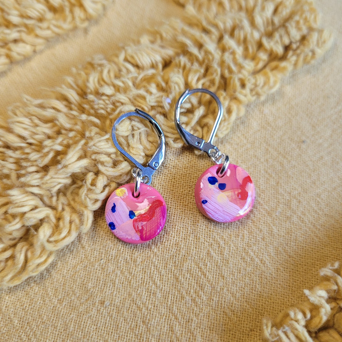 Golden Hour Circle Dangling Earrings