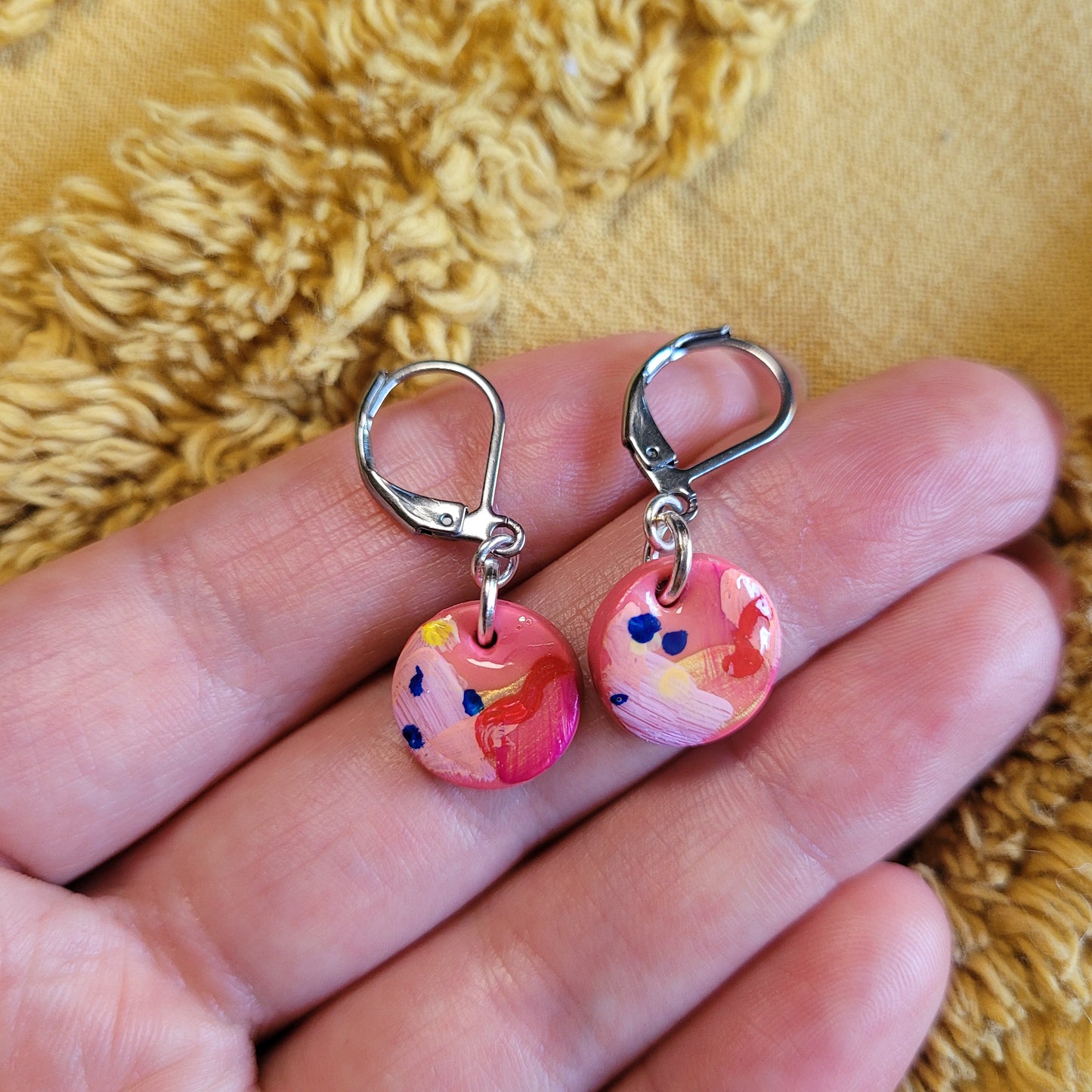 Golden Hour Circle Dangling Earrings